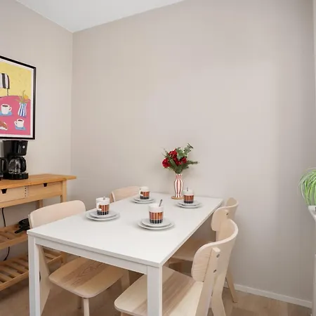 The Arctic Diamond - Quiet Luxury Residence,