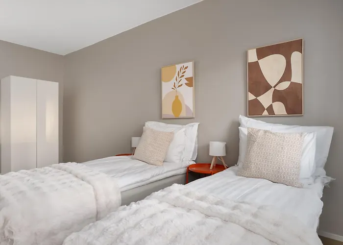 The Arctic Diamond - Quiet Luxury Residence, *